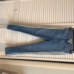 Top shop motto Jamie SKINNY jeans. Size: W28 to fit L30(or W71cm to fit L76cm).